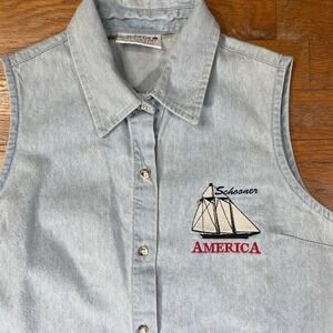 Vintage Women's Sleeveless Denim Button Up  Vest Size M USA CRYSTAL SPRINGS
